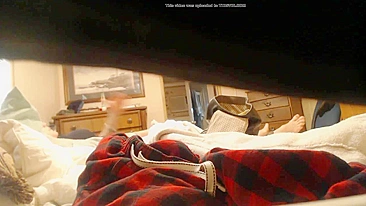 Mature blonde caught sister has no idea that she is filmed by the stepbrother