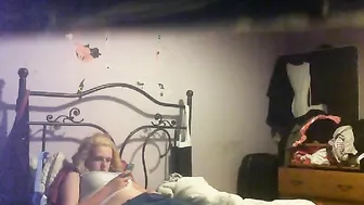 A blonde woman is chatting like a caught sister and starts teasing her twat