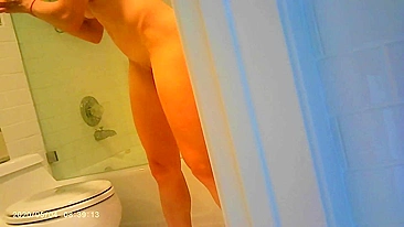 Caught sistershowering and dressing on the hidden cam in this XXX video action