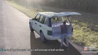 Cheating lady with a hot pussy is ready to get fucked by a true stranger