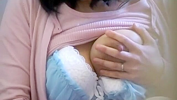 Spying on my erotic Asian housemate during her masturbation session.