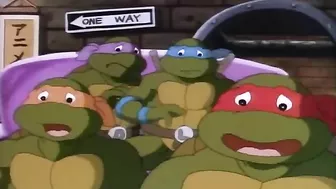 This would certainly keep the guys horny for days together - TMNT hentai