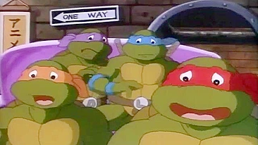 This would certainly keep the guys horny for days together - TMNT hentai