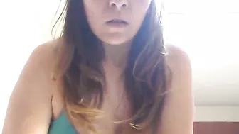 Slutty Solo Play! The Art of Masturbation on Hacked Webcam