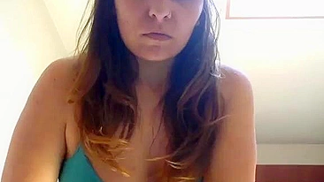 Slutty Solo Play! The Art of Masturbation on Hacked Webcam