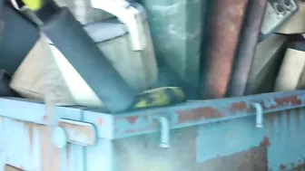 NieR Automata 2B is captured and roughed up in a hentai gangbang scene.