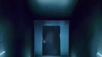 The hentai plant creature drains the life force of young women through their love fluids.