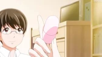 She's a perverted girlfriend who loves using her vibrator before getting fucked doggystyle.