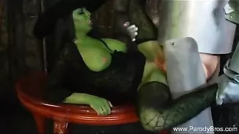 Bastilda didn't know she could melt from Iron Lumberjack's cum