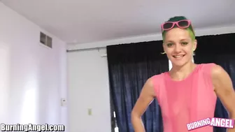 Tattooed MILF Joanna Angel and chick with green hair serve one cock