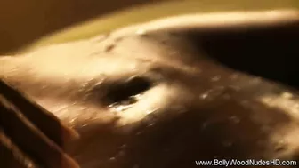 Exotic Desi miss appears naked in forbidden Orient porn