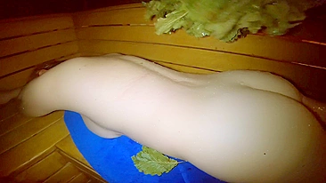 Sexy ginger girlfriend exposes her horny pussy in a posting on an adult website.