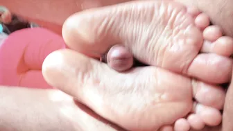 Sensual foot worship with teen soles and long toes.