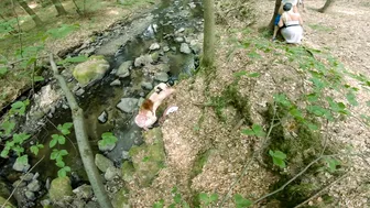 Interrupted blowjob in forest caught by strangers.