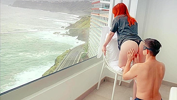 He cums in 30 seconds on a hotel balcony with a gorgeous Pawg.