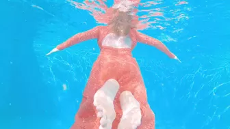 Beach lifeguard fucks me underwater until creampie. Beach lifeguard fucks me underwater until creampie.