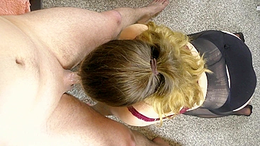 Teen deepthroats XXX blowjob on camera!