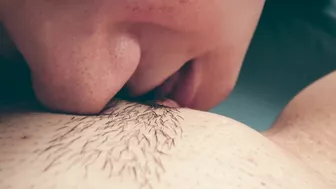 Satisfying sisterly pussy licking leads to explosive orgasms.