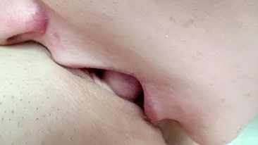 Sis loves eating pussy until her GF cums hard.