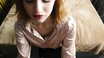 Real Estate Agent Provides Exclusive Access to Members-Only Client