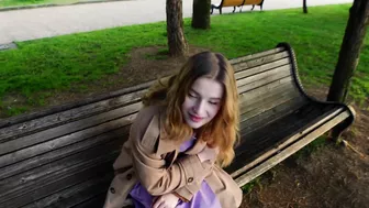 Sneaky Trickster Uses iPhone Box to Fuck Chick Without Condom