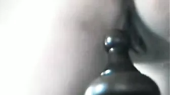 Housewife's Secret Masturbation With the Foot of the Bedpost Caught on Hidden Cam