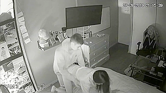 American stepsister hottie with a tight body screws in free online spy cam video