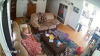 Mommy from the US shows masturbation skills in free online IP cam video Mommy from the US shows masturbation skills in free online IP cam video