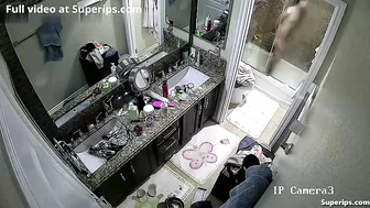 Morning stepsister tease from a girl that does not know her bro spies on her