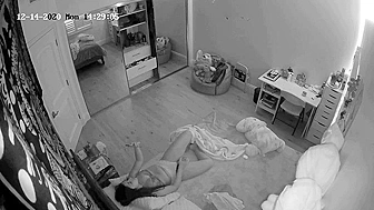 USA hidden cam porn video with masturbation from a girl that looks kinky