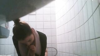 European stepsister looks hot while pissing in front of the camera in spycam XXX
