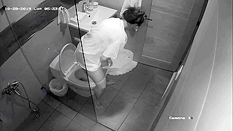 European pissy whore featured in spy cam movie with some foreplay and hot end