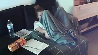 Spy cam girl is going to pet her pussy and her toes will curl up along the way