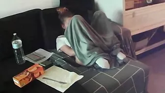 Spy cam girl is going to pet her pussy and her toes will curl up along the way