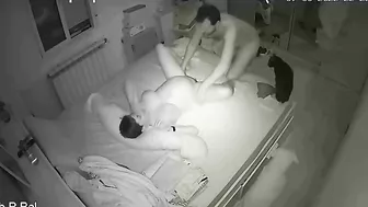 Pregnant porn showing hidden cam footage of stepsister and her breeding bro