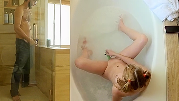 Caught XXX Steamy Masturbation Session with Sis In The Bathtub