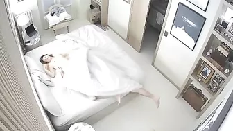 Italian stepsister is going to open her legs for that colossal boner too