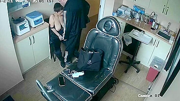 Kinky doctor fucks stacked patient in a spy cam sex scene with brutal banging