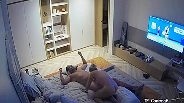 Mature sister fucks him as they both watch tennis in hidden cam movie