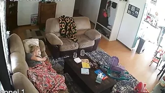 American hot porn movie with spy cam mommy showing her masturbating skills