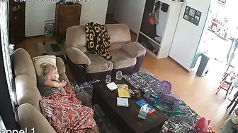 American hot porn movie with spy cam mommy showing her masturbating skills