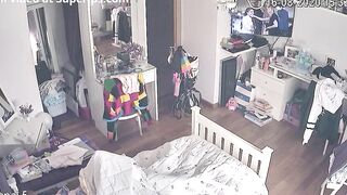 Ip cam movie showing a horny babe who enjoys real orgasms in a solo video