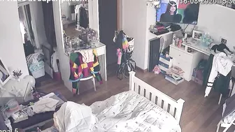 Ip cam movie showing a horny babe who enjoys real orgasms in a solo video