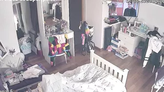 Ip cam movie showing a horny babe who enjoys real orgasms in a solo video