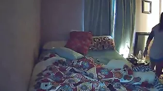 American masturbation session showing a true spy cam whore who pets her pussy