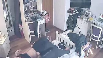 German porn movie with a stepsister who wants to fuck with spy cam turned on