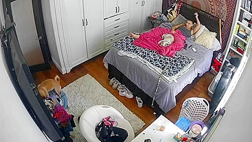 Brunette from the UK masturbates in free online spycam porn with orgasms