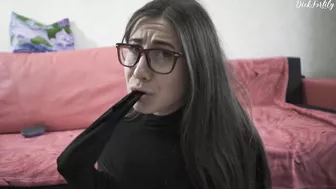 Stepmom's slutty stepsis wanna get her pussy licked and fucked by big daddy's cock!