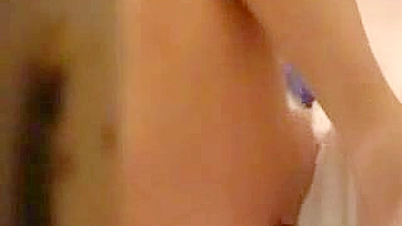 MILF Secret Solo Masturbation Caught on Hidden Cam! Clit Fingering & Orgasmic Pussy Rub