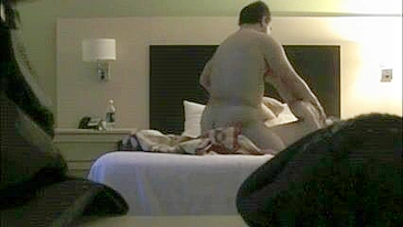 Spy on Chubby Amateur Hidden Cam Orgasm